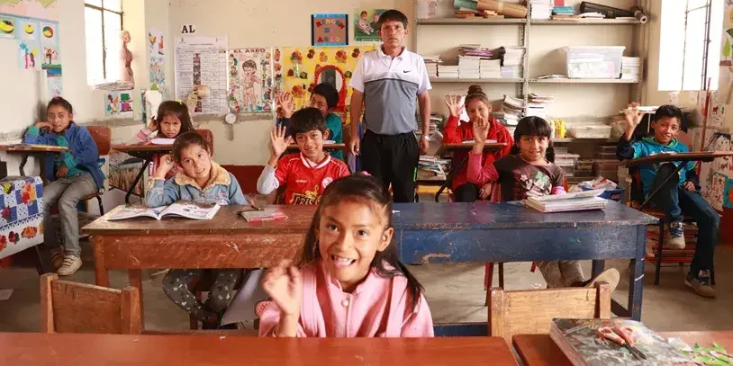 Alumnos de las comunidades de perú
